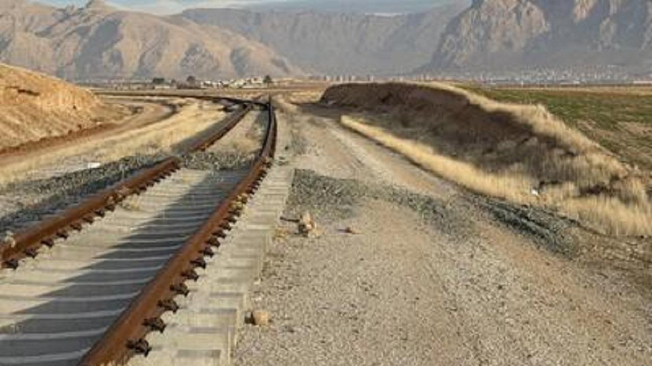 تدوین دستورالعمل‌های راه‌آهن برای اتصال صنایع و افزایش درآمدهای غیرعملیاتی