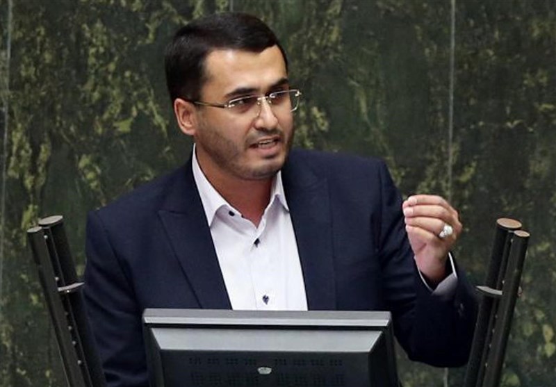 متفکرآزاد: منتظر تحویل بودجه 1406 هستیم/ روال بررسی تغییر نمی‌کند