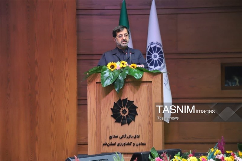 توسعه اقتصادی قم با هم‌افزایی دولت و بخش خصوصی دنبال شود