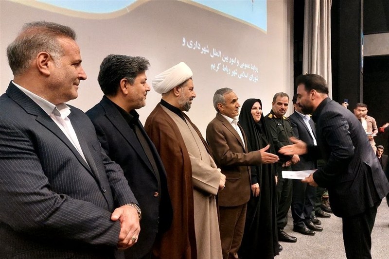 معارفه علیرضا عرب به عنوان شهردار جدید رباط‌کریم برگزار شد