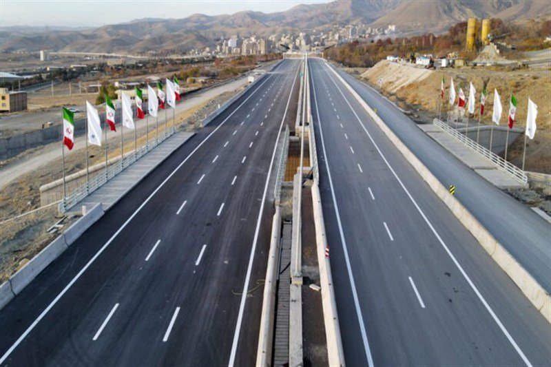 عوارض معوق آزادراه‌ اصفهان ـ کاشان به 600 میلیارد تومان رسید