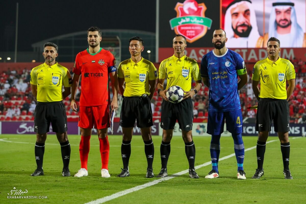 شکست استقلال مقابل شباب الاهلی با درخشش سردار آزمون