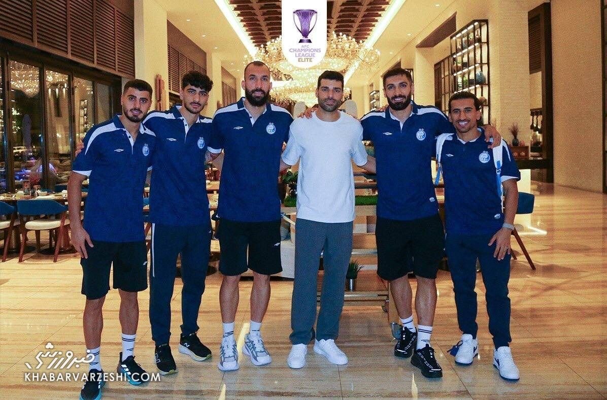 مهدی طارمی به اردوی استقلال پیوست؛ سورپرایز آبی‌ها با ستاره سابق پرسپولیس