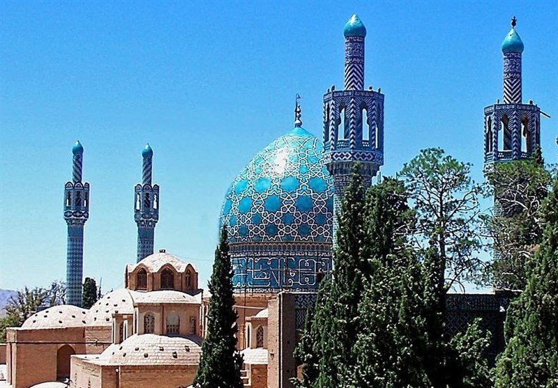 مرمت گنبد آرامگاه شاه نعمت‌الله ولی ماهان آغاز شد