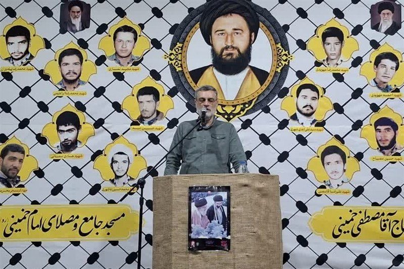 قاضی‌زاده هاشمی: تمام جهان مبهوت ایستادگی مردم ایران هستند