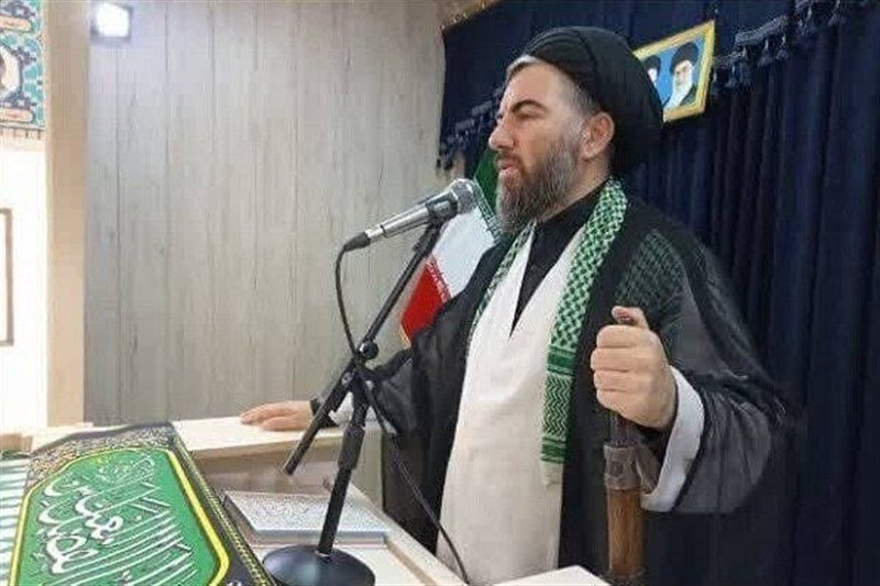 امام جمعه گیلانغرب: شهید سلیمانی الگوی سرباز ولایت و مسئولیت‌پذیری است