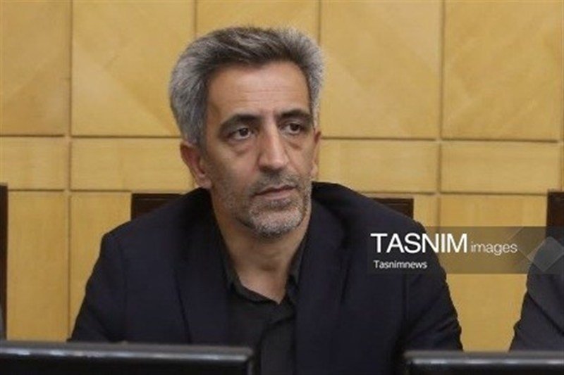 نماینده زنجان: علاقه‌مند به تردد خودروهای منطقه آزاد هستم