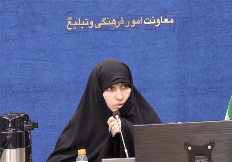 طلاب خواهر باید پیشگام تبلیغ نوین و تمدن‌سازی باشند