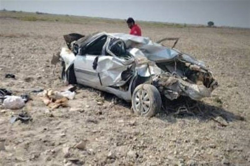 مصدومیت 5 نفر در واژگونی پژو 405 در محور گرمسار ـ آرادان