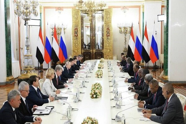 رایزنی مسکو و خارطوم؛ پوتین خواهان توقف درگیری‌ها شد و البرهان بر لزوم توسعه مناسبات تأکید کرد