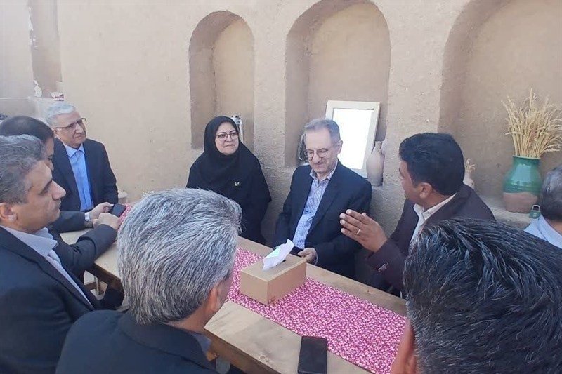 بازدید معاون رئیس‌جمهور از روستای جهانی اصفهک طبس