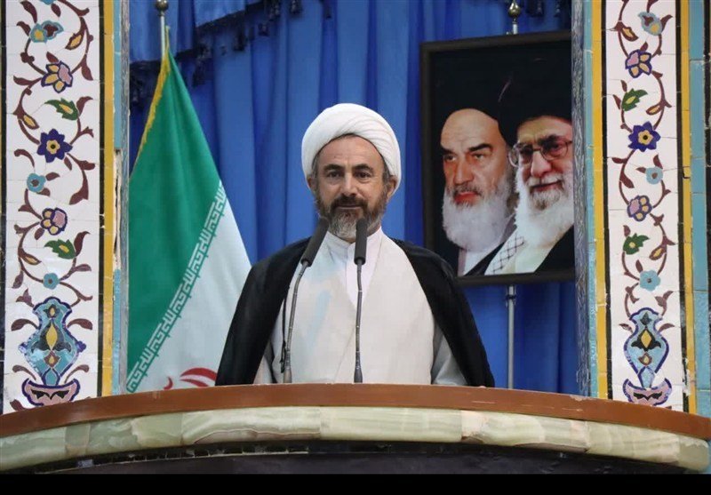 امام جمعه ایلام: اجازه ندهیم اختلافات ‌به فرصت دشمن تبدیل شود