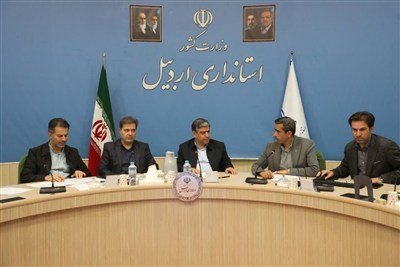 هدف‌گذاری برای تجهیز 317 مدرسه اردبیل به پنل خورشیدی