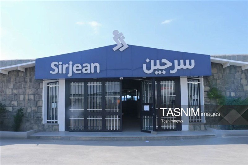 رؤیای پوشاک ایرانی در بن‌بست نقدینگی/ گره سرجین‌بافت کجاست؟
