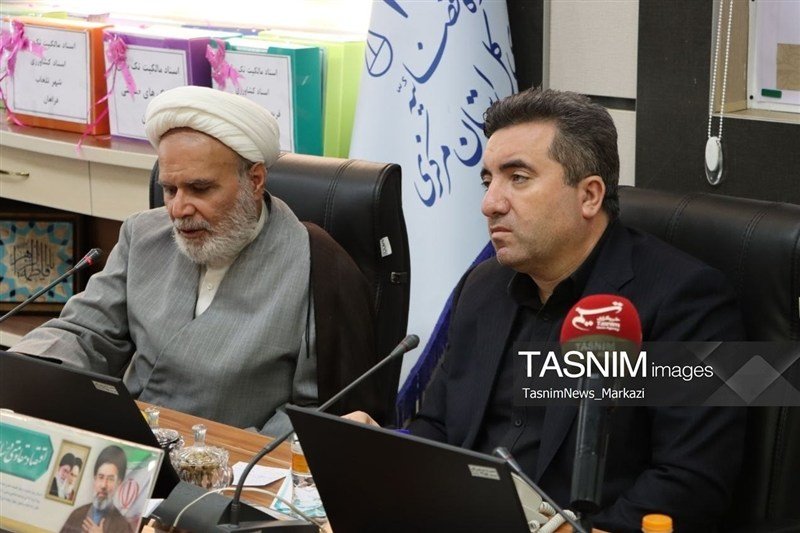 پیگیری صدور اسناد مالکیت مالک‌آباد اراک با جدیت ادامه دارد