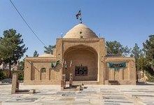 مرمت اضطراری امامزاده یحیی(ع) ورامین با اولویت حفاظت از تزئینات تاریخی