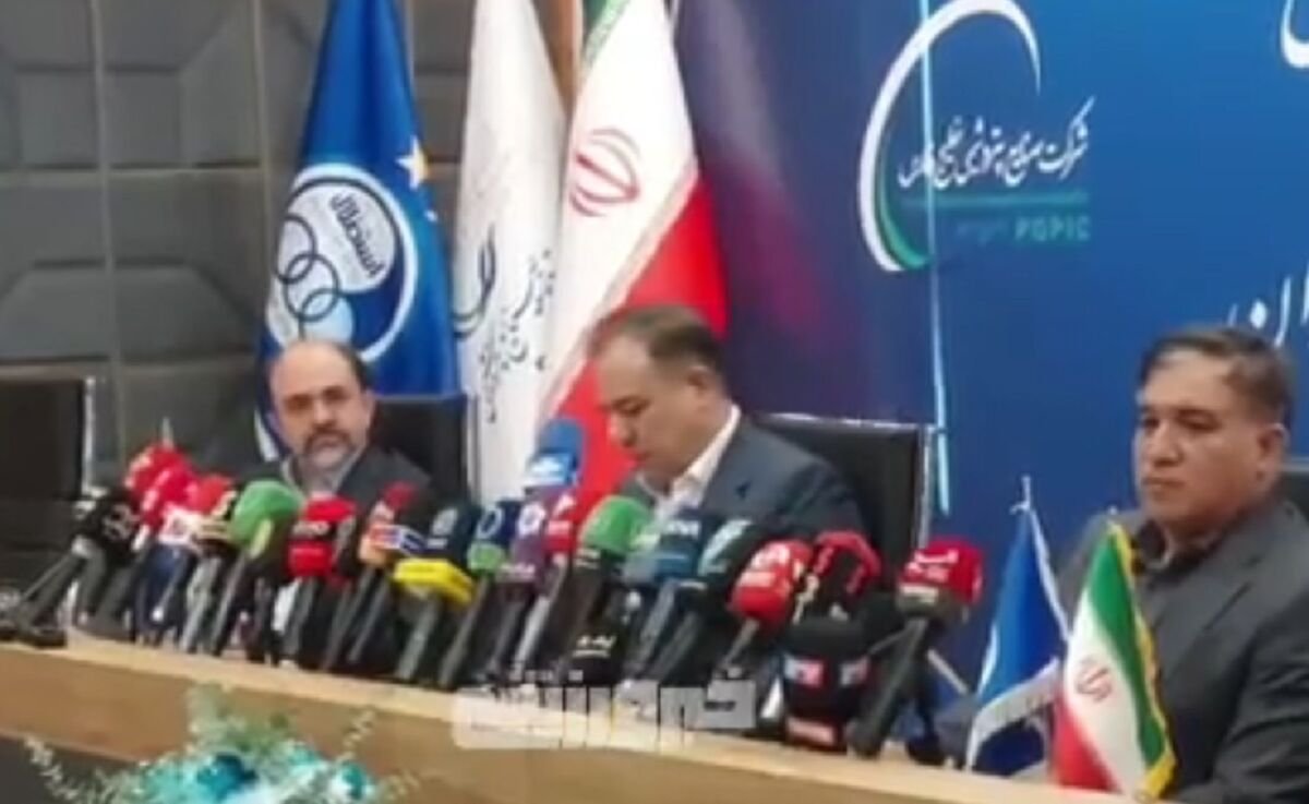 کنایه خبرنگار به مدیرعامل استقلال: ۱۰ سال برنامه دارید در حالی که در ۵ سال ۸ مدیرعامل عوض کرده‌اید!