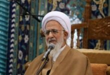 آیتالله جوادی آملی: انسان غیرتمند به کشور دیگر اجازه ورود به حریم خود را نمیدهد