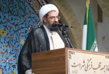 امام جمعه همدان: وزارتخانه‌ها اختیارات بیشتری به استان‌ها بدهند