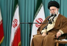 انتشار برای نخستین‌بار | تصاویری از دیدار سردارِ اسرای لبنان با رهبر انقلاب
