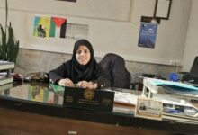 بانویی که با معلولیت پلههای ترقی را پیمود