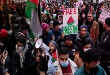 تجمع حامیان فلسطین در مقابل ساختمان تجارت جهانی آمریکا