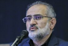 حسینی در جمع دانشجویان: اطمینان داشته باشید دولت با تمام توان مشغول کار و خدمت است