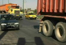 خرابی آسفالت و بیقانونی رانندگان ماشینهای سنگین، از این جاده بوی مرگ میآید!