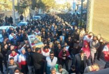 سنگ تمام نطنزی‌ها و بادرودی‌ها در تشییع کاروان اهالی بهشت