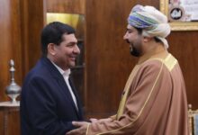 مخبر در دیدار وزیر تجارت سلطنت عمان: نقشه راه همکاری‌های بین تهران – مسقط هر چه سریع‌تر تهیه شود