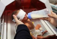 وزارت بهداشت غزه: کودکان غزه شیر برای خوردن ندارند