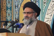 امام جمعه یاسوج: انقلاب اسلامی با خون هر شهیدی زندهتر می شود