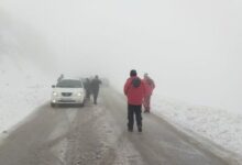 امدادرسانی به ۱۲۰۰ مسافر گرفتار در برف و کولاک جاده اهر - تبریز