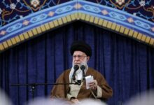 رهبر انقلاب: کشورهای اسلامی باید ارتباط سیاسی و اقتصادی خود با رژیم صهیونیستی را قطع کنند