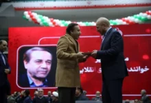 تقدیر رئیس مجلس از خانوادههای شهدا و چهرههای تأثیرگذار انقلاب اسلامی