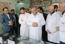 سرکشی وزیر کار از کارخانه تن ماهی بندرعباس