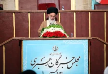ما درس مردمی بودن و وظیفهمداری را از امام(ره) آموختیم