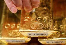 طلای جهانی عقبنشینی کرد