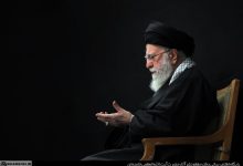 آیین عزاداری دومین شب فاطمیه با حضور امام خامنه‌ای در حسینیه امام خمینی(ره) + عکس و فیلم کامل