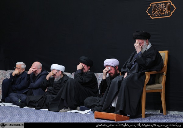 برگزاری مراسم شام شهادت حضرت فاطمه زهرا(س) با حضور رهبر معظم انقلاب و هزاران نفر از عزاداران فاطمی