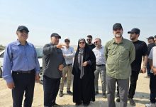 بازدید وزیر راه از عملیات اجرایی پل کنخ در محور بندرلنگه-بندرخمیر
