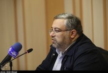 پیکر مطهر امام شهید نه به خاک سپرده شده و نه به ودیعه دفن شدهاند