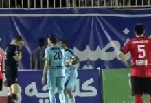 اعتراض هواداران چادرملو به قضاوت بیژن حیدری مقابل تراکتور