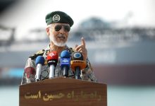 سیاری: باید به خود ببالیم که در برابر چنین دشمنی ایستاده‌ایم