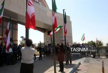 روز اهتزاز پرچم؛ پرچم ایران و دانشگاهیان بالاست