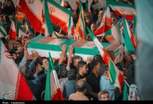 اعطای دانشنامه افتخاری به خانواده پنج دانشجوی شهید جنگ رمضان