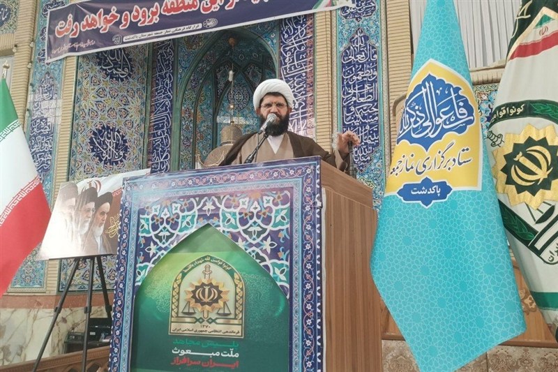 مسئولان اقتصادی کشور برای مقابله با فشار دشمن آرایش جنگی بگیرند