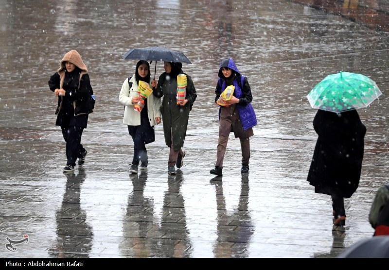 پیشبینی وزش تندبادهای لحظهای و رگبار باران تا روز جمعه در کرمان