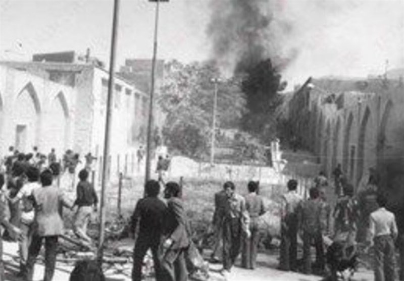 24 مهر؛ روزی که آتش به مسجد کرمان افتاد و شعله‌های انقلاب فروزان‌تر شد