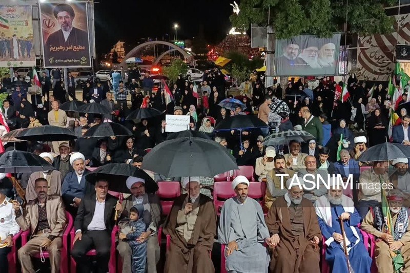 216 شب میدان‌داری مردم کردستان؛ روایت میدانی که زیر باران خالی نشد+عکس / اخبار کردستان - اخبار استانها